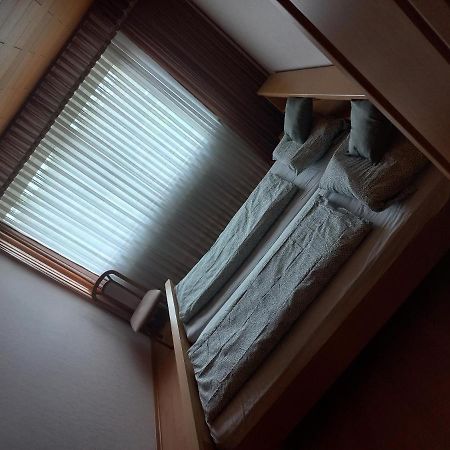 Hoteliving Duesseldorf Airport Ратинген Екстериор снимка